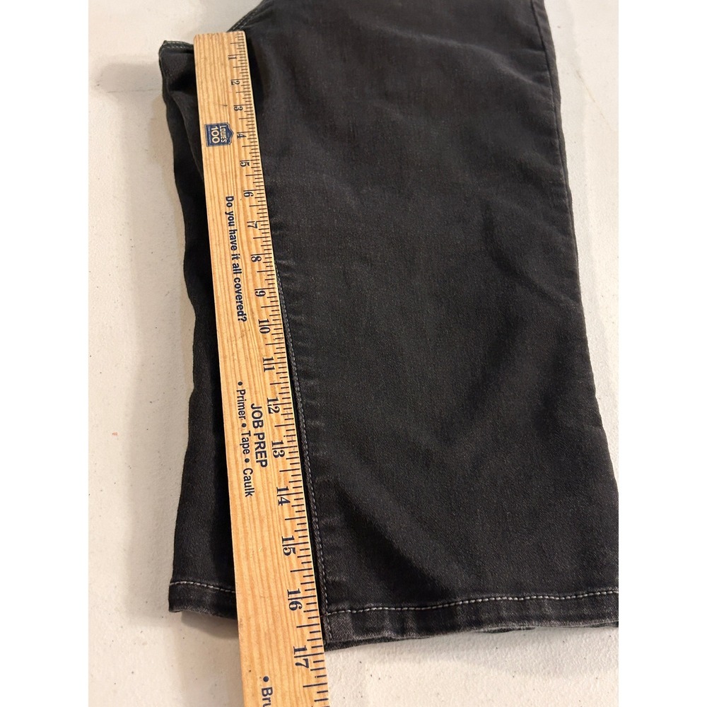 Black Stretch Denim Capri Pants Embellished Back Pockets Size 8 Stretchy - Picture 4 of 9